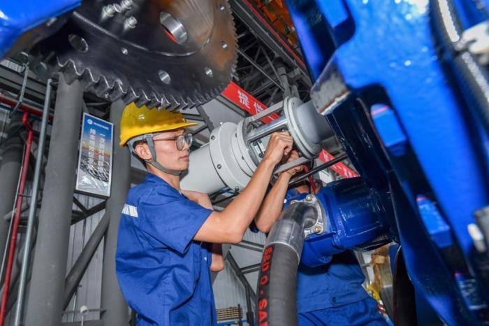 在海南探訪世界最大風機葉片生產(chǎn)基地