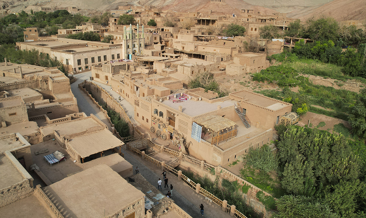 新疆吐峪溝：絲路古驛重?zé)ㄉ鷻C(jī)