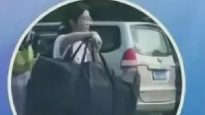 冒充“扁擔(dān)女孩”劉燕開賬號！網(wǎng)警依法查處